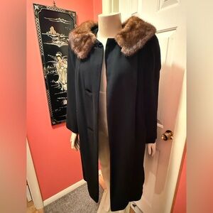Classic Black Cashmere Coat with Mink Fur Collar